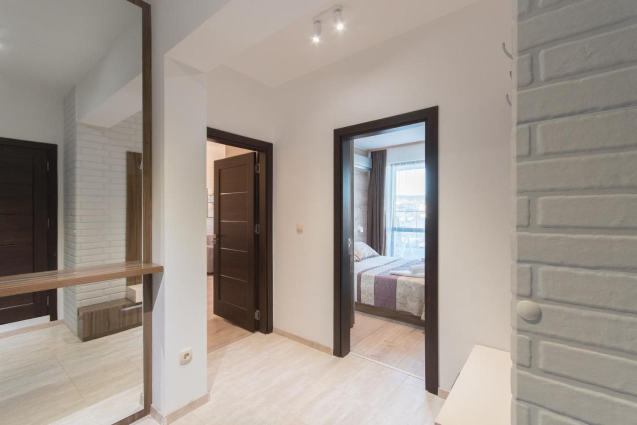 City Apartments Triumph Варна Экстерьер фото