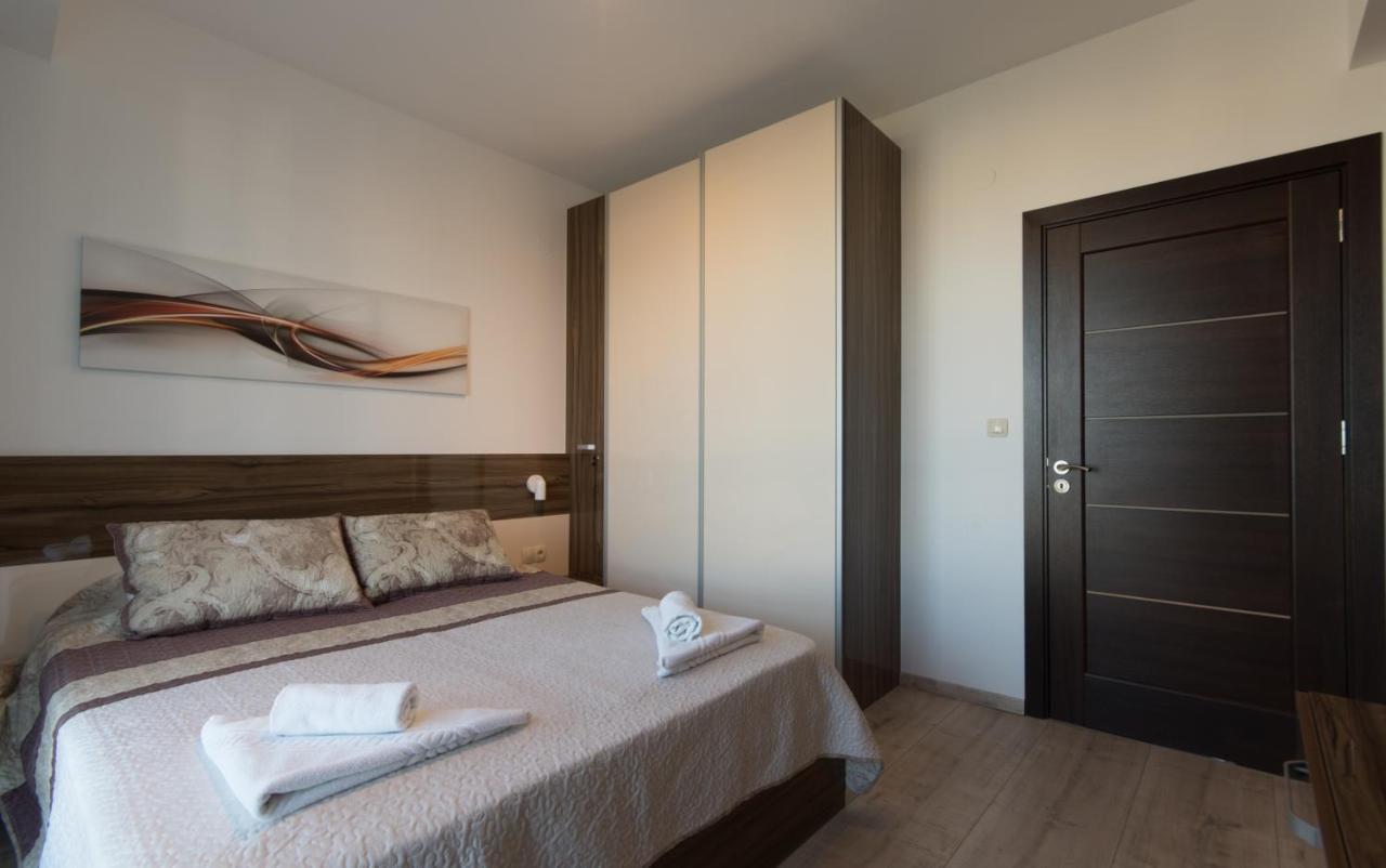 City Apartments Triumph Варна Экстерьер фото