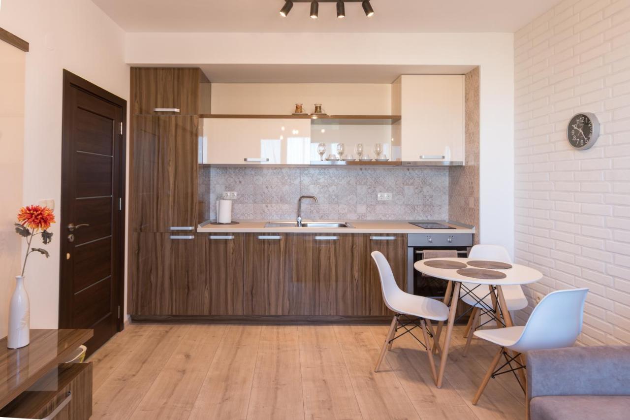 City Apartments Triumph Варна Экстерьер фото