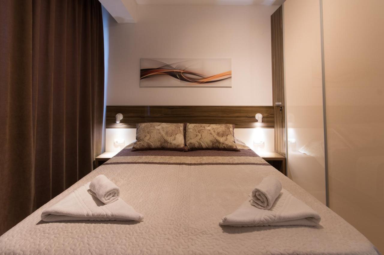 City Apartments Triumph Варна Экстерьер фото